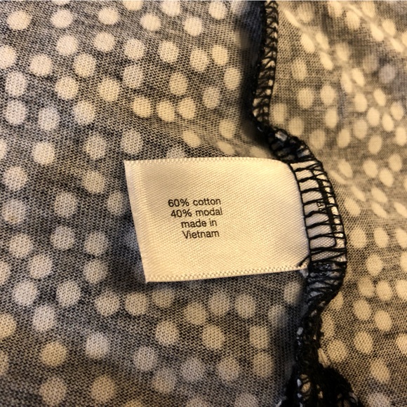 Lane Bryant high/low tunic. 2X (18-20) 3/4 sleeves. Rounded bottom. - Picture 9 of 9